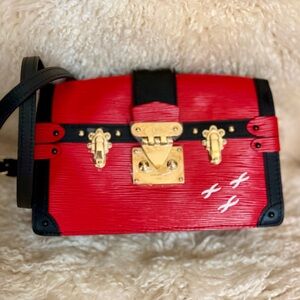 Louis Vuitton Trunk Clutch in Red